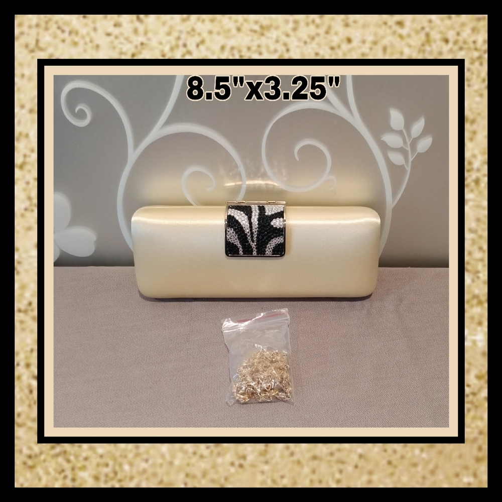 NEW GORGEOUS GOLD CLUTCH PURSE